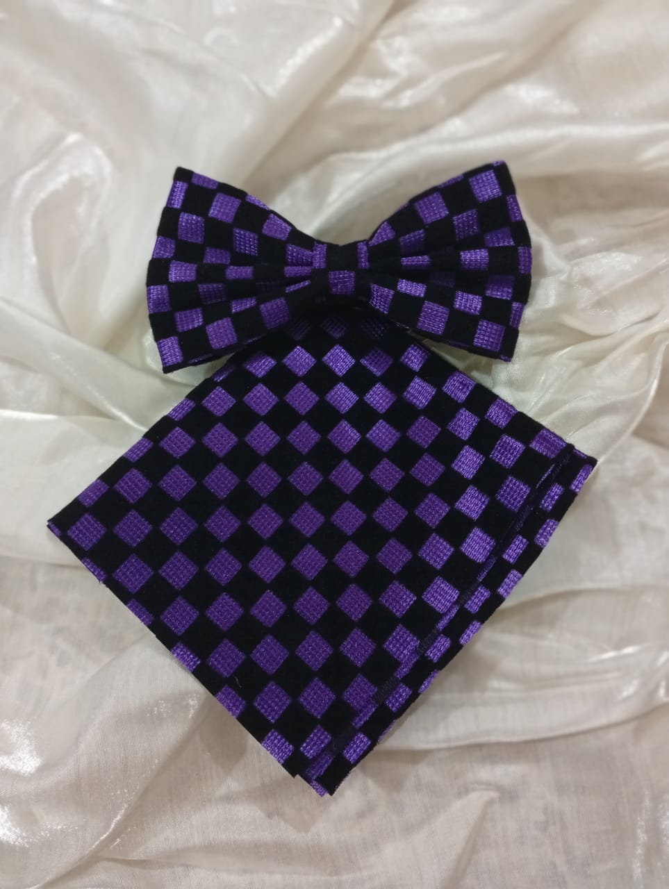 Luxury Checkered Bow Tie & Pocket Square Set for Men – Perfect for Formal Events