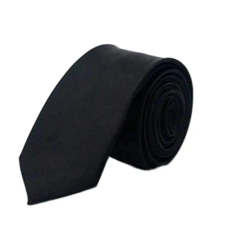 "Sleek Matte Medium Tie – Timeless Elegance"